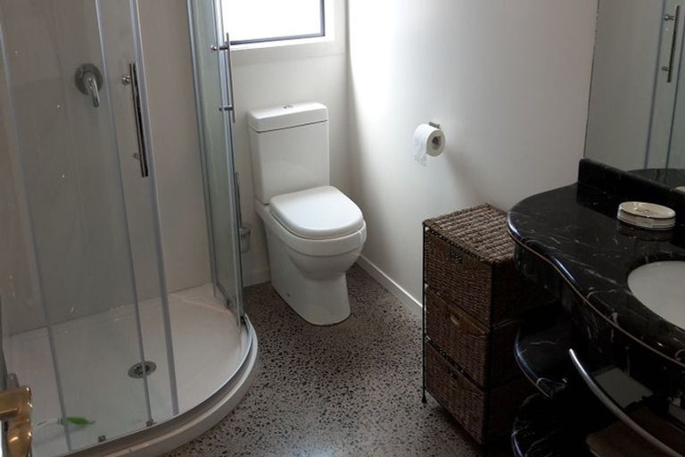 Photo of property in 84 Alpha Street, Cambridge, 3434