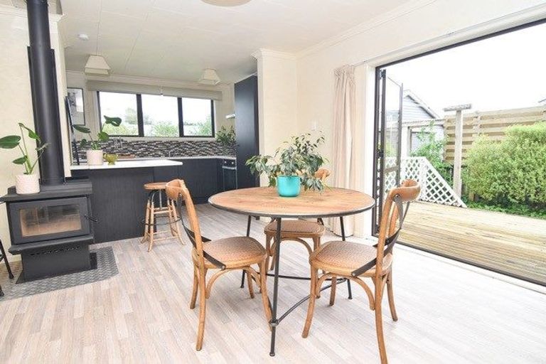 Photo of property in 4 Wakelin Street, Carterton, 5713