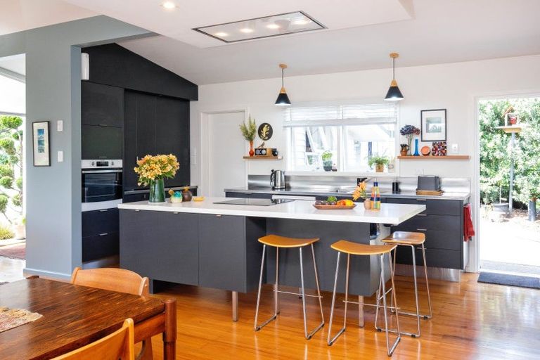 Photo of property in 44 Simla Avenue, Havelock North, 4130