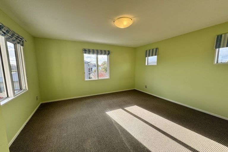 Photo of property in 36a Taylors Avenue, Bryndwr, Christchurch, 8052