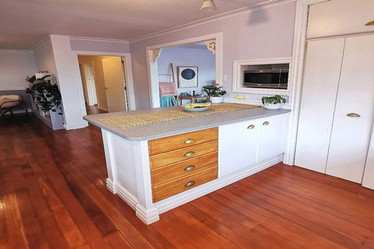 Photo of property in 17 Landview Road, Parkvale, Tauranga, 3112