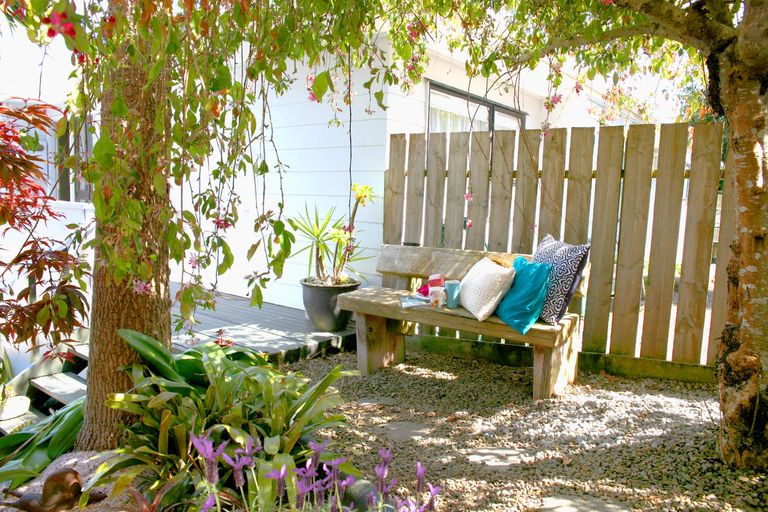 Photo of property in 19 Correa Court, Goodwood Heights, Auckland, 2105