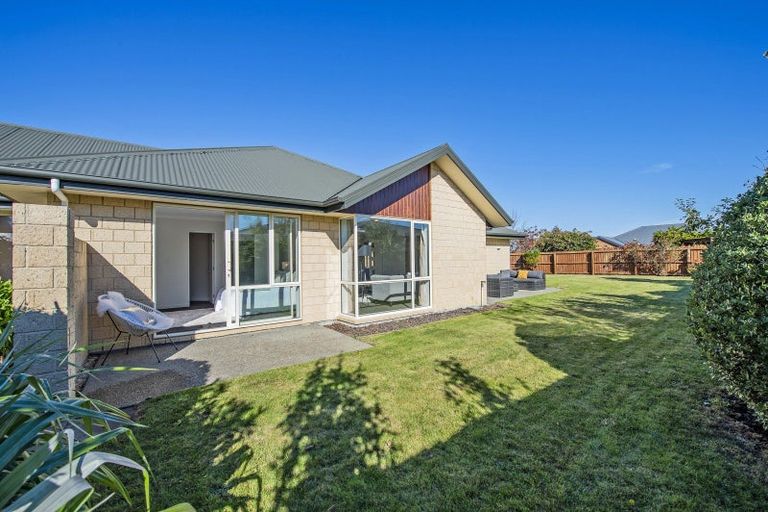 Photo of property in 7 Antonia Place, Aidanfield, Christchurch, 8025