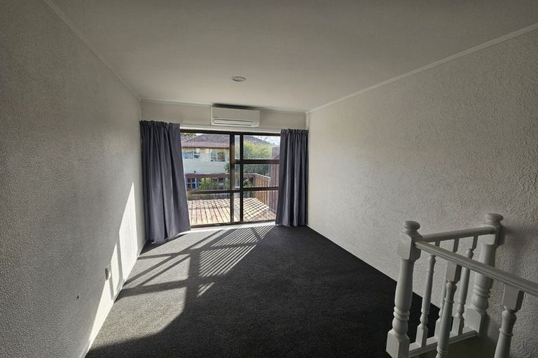Photo of property in 2/12 Sherie Place, Howick, Auckland, 2014