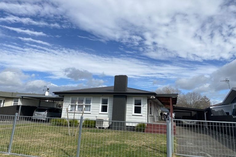 Photo of property in 75 Dover Road, Flaxmere, Hastings, 4120