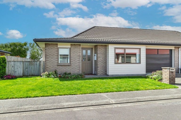 Photo of property in Trackside Villas, 54/91 Mako Mako Road, Levin, 5510