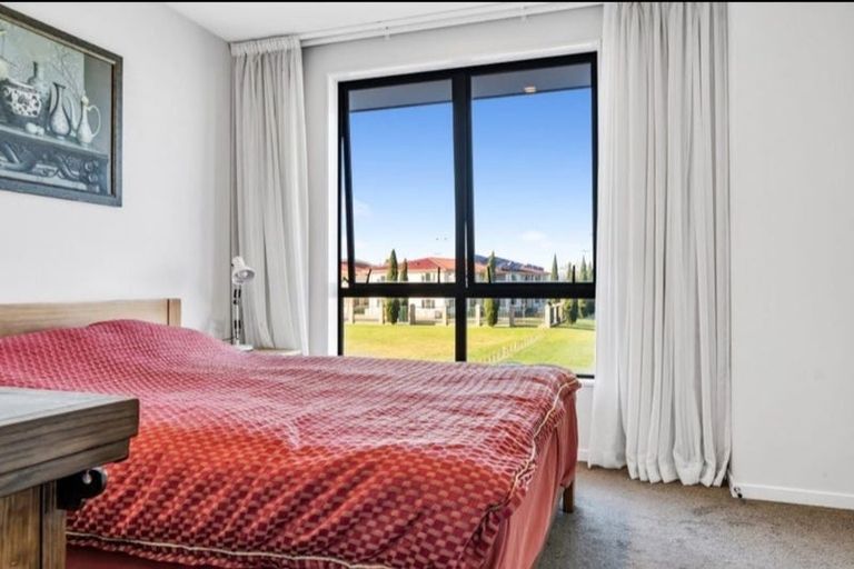 Photo of property in 61 Te Aparangi Road, Papakura, 2110