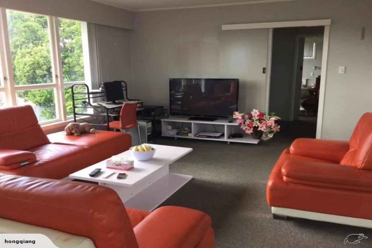 Photo of property in 6 Sexton Place, Manurewa East, Auckland, 2102