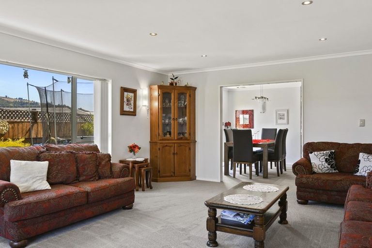 Photo of property in 25 Hoyte Place, Pukehangi, Rotorua, 3015