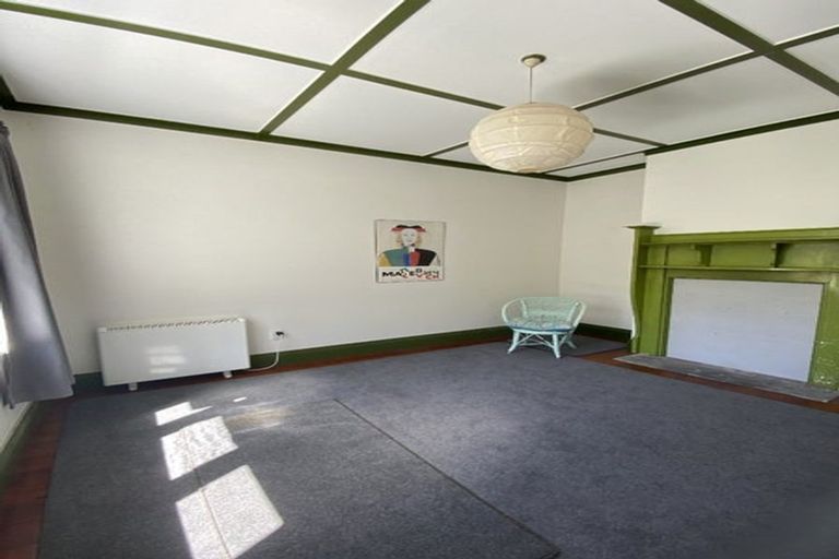 Photo of property in 69 Norway Street, Kelburn, Wellington, 6012