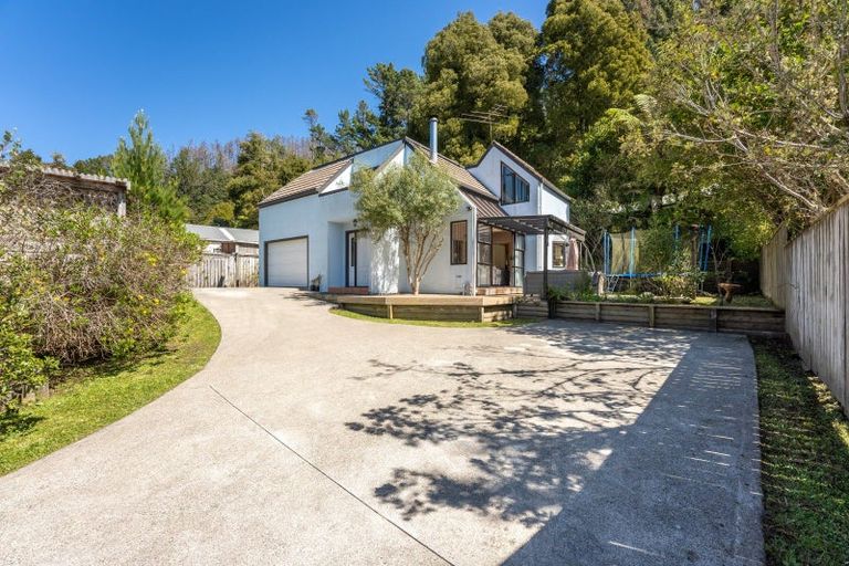 Photo of property in 2/464 Stokes Valley Road, Stokes Valley, Lower Hutt, 5019