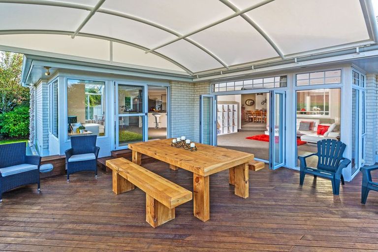 Photo of property in 22 Whitford Road, Howick, Auckland, 2014