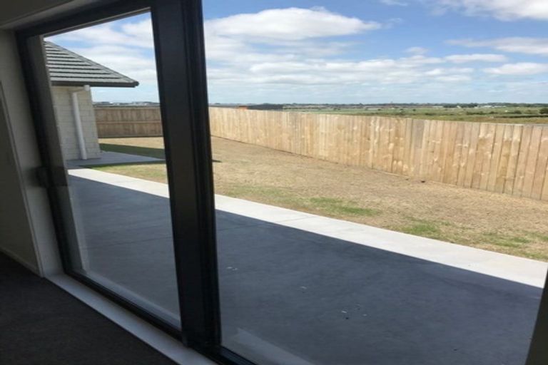 Photo of property in 11 Waikaka Place, Rototuna North, Hamilton, 3210