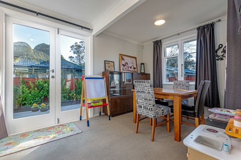 Photo of property in 103a Pahiatua Street, Hokowhitu, Palmerston North, 4410