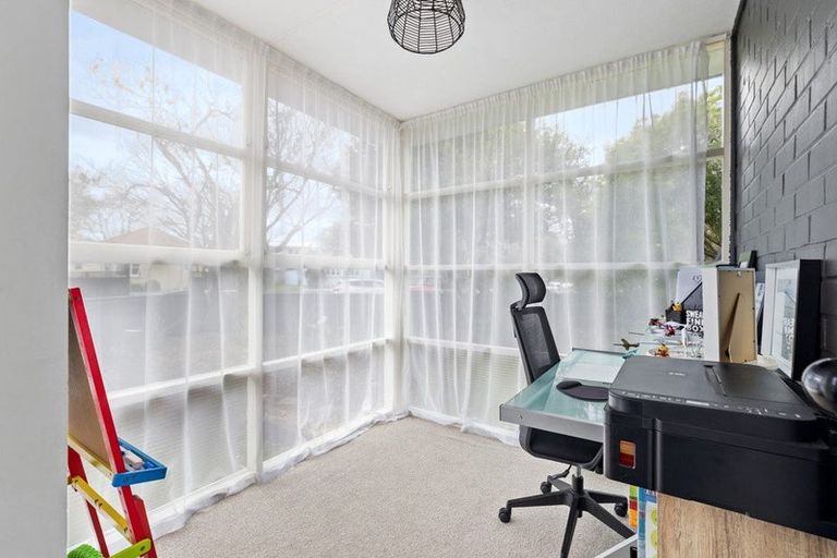 Photo of property in 3 Anderson Street, Hokowhitu, Palmerston North, 4410