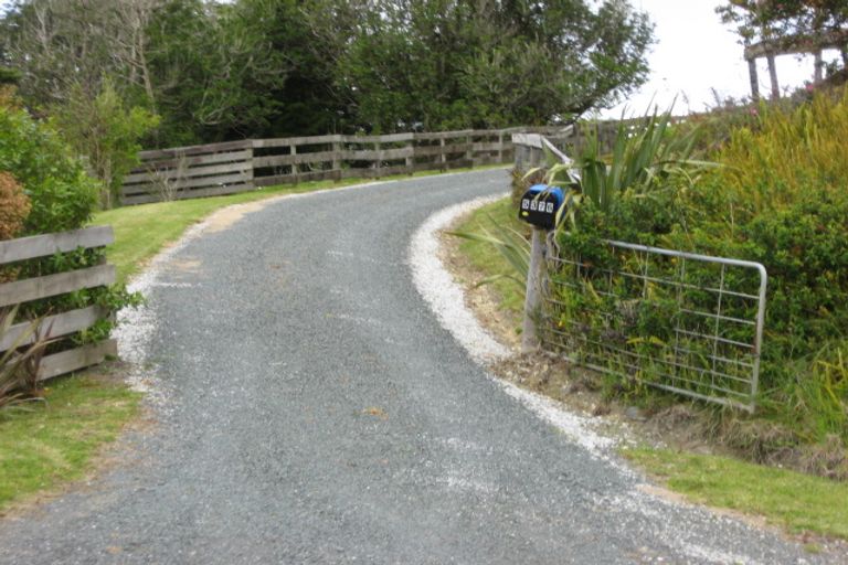 Photo of property in 5376 Kaipara Coast Highway, Wellsford, 0972