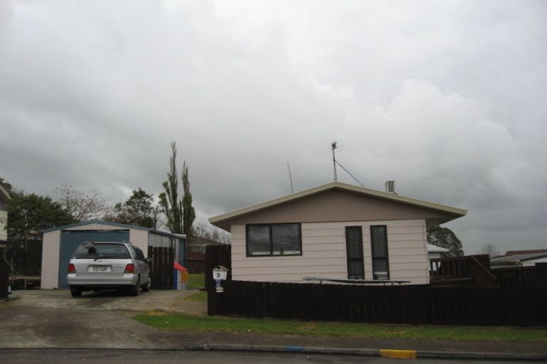 Photo of property in 3 Inca Place, Red Hill, Papakura, 2110