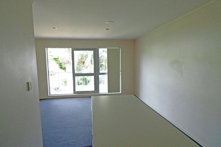 Photo of property in 205/26 Morningside Drive, Morningside, Auckland, 1025