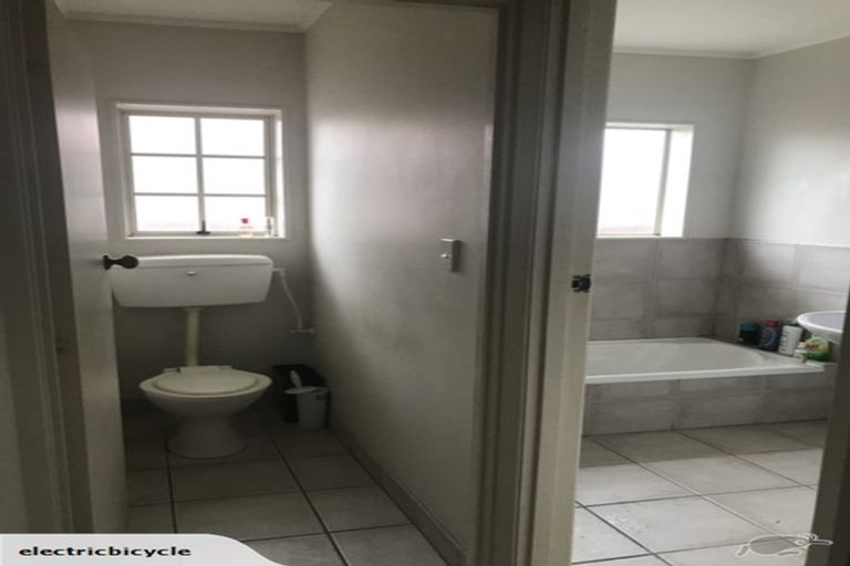 Photo of property in 273 Hills Road, Mairehau, Christchurch, 8013