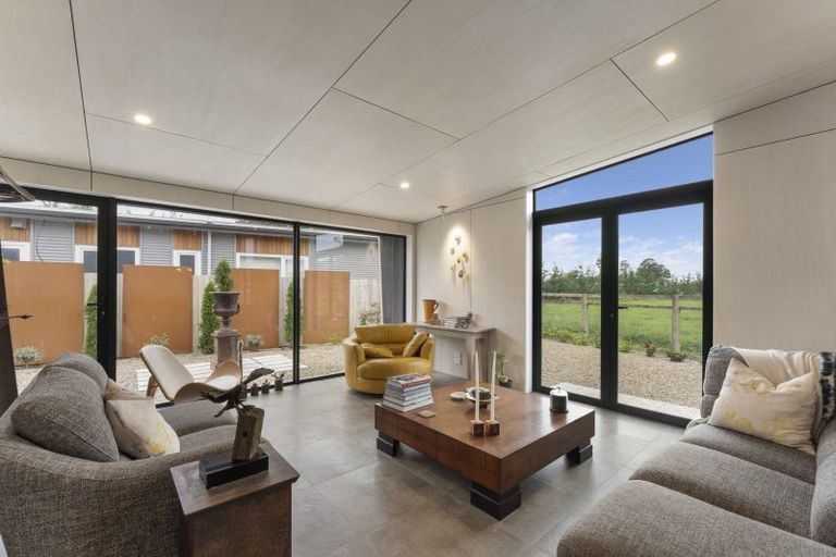 Photo of property in 53a Kennedys Bush Road, Halswell, Christchurch, 8025