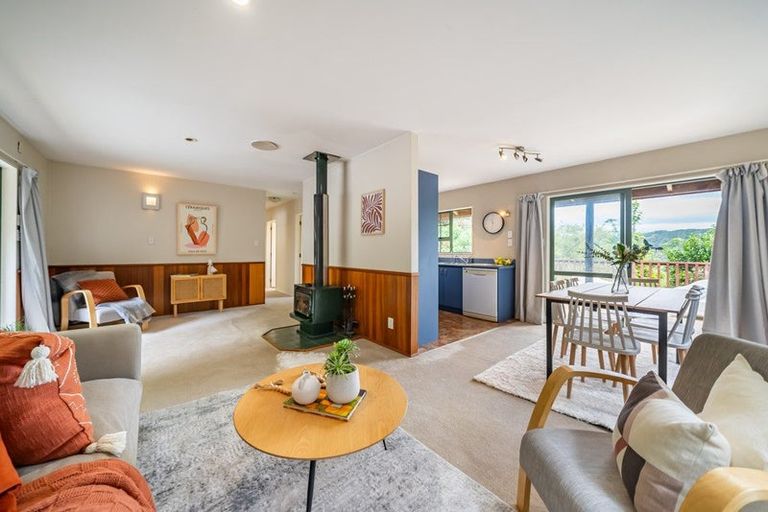 Photo of property in 39 Avro Road, Blue Mountains, Upper Hutt, 5371