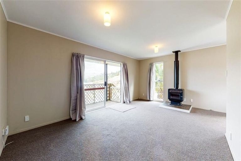 Photo of property in 1 Bunratty Grove, Wainuiomata, Lower Hutt, 5014