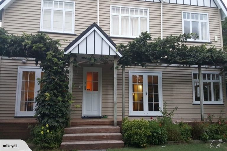 Photo of property in 2 Ardross Avenue, Khandallah, Wellington, 6035