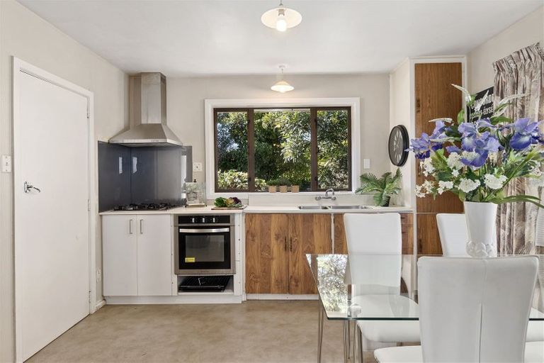 Photo of property in 290 Yaldhurst Road, Avonhead, Christchurch, 8042