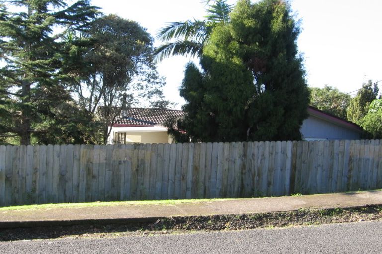 Photo of property in 96 Hetherington Road, Ranui, Auckland, 0612