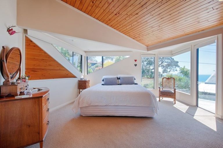 Photo of property in 7a View Road, Campbells Bay, Auckland, 0630