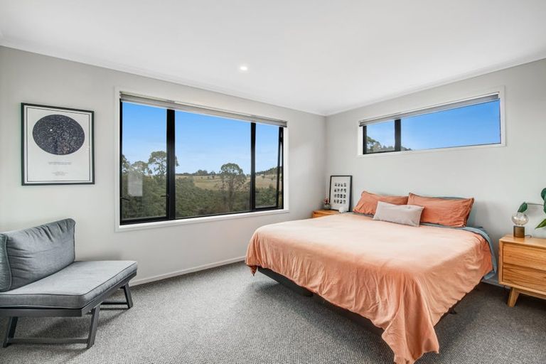 Photo of property in 34 Paparahi Place, Wainui, Silverdale, 0992