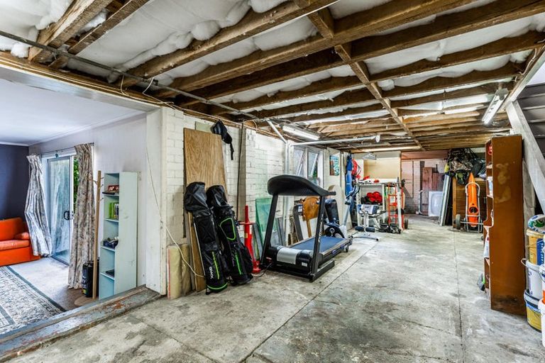 Photo of property in 77 Royal Road, Massey, Auckland, 0614