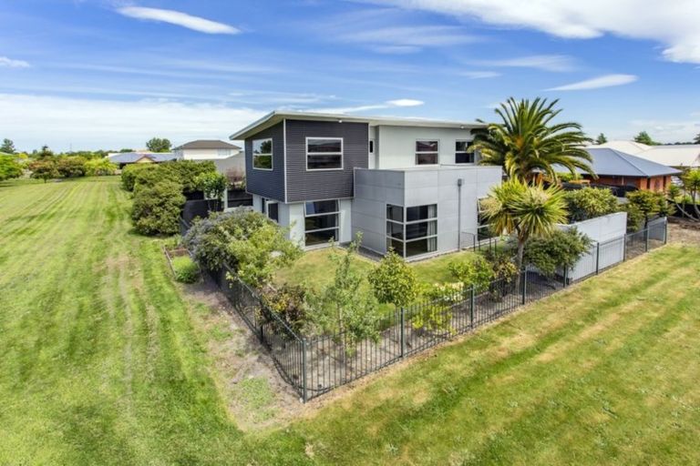 Photo of property in 71 Bibiana Street, Aidanfield, Christchurch, 8025