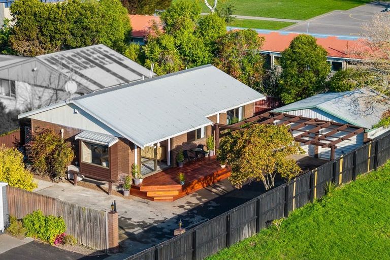 Photo of property in 1/108 Breezes Road, Avondale, Christchurch, 8061