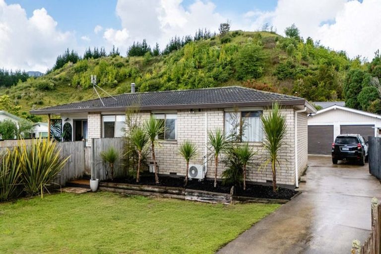 Photo of property in 70 Peter Lippa Drive, Kawerau, 3127