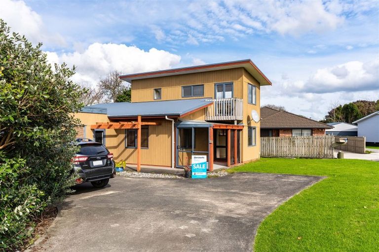Photo of property in 12a Cove Road, Waipu, 0510