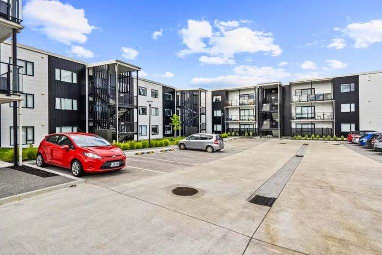 Photo of property in 203/17 Vialou Street, Hamilton Central, Hamilton, 3204