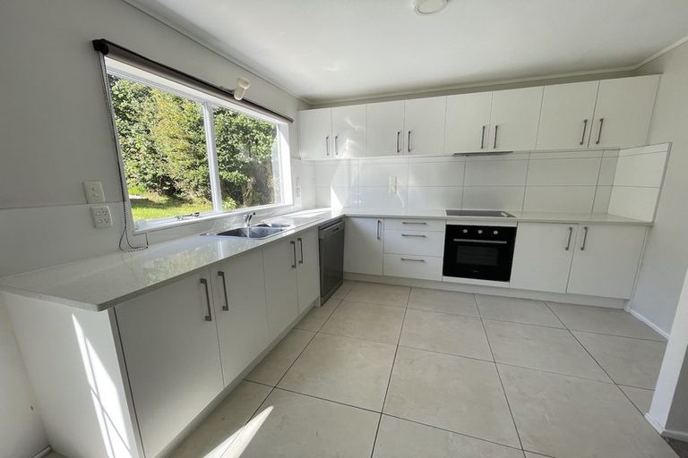 Photo of property in 2/26 Richards Avenue, Forrest Hill, Auckland, 0620