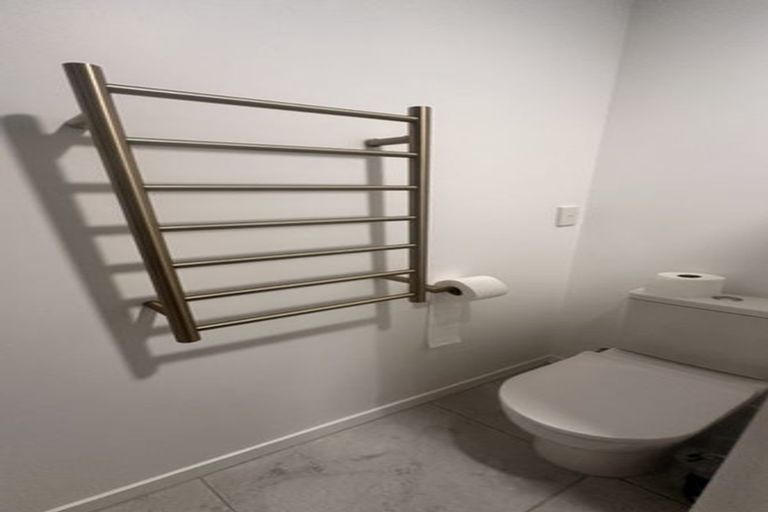 Photo of property in Mendosa Terraces Apartments, 3/9 Ebor Street, Te Aro, Wellington, 6011