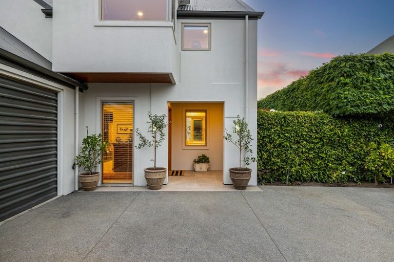 Photo of property in 131a Hamilton Avenue, Ilam, Christchurch, 8041