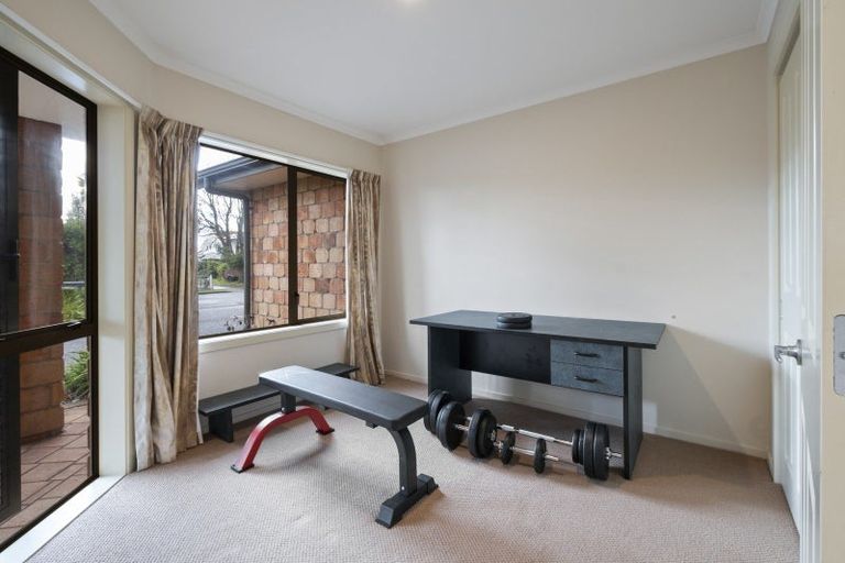 Photo of property in 5 Wilson Street, Bulls, 4818