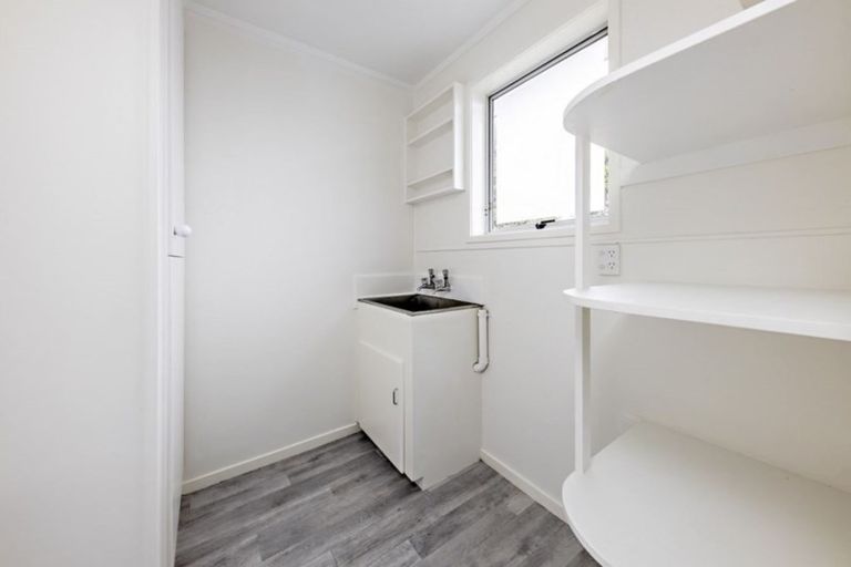 Photo of property in 22 Killington Crescent, Mangere, Auckland, 2022