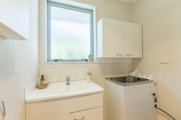 Photo of property in 3 Rongomau Lane, Raumati South, Paraparaumu, 5032