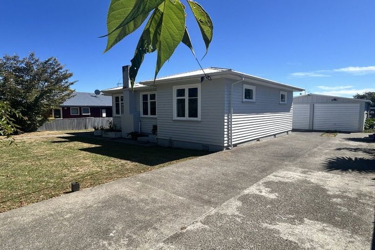Photo of property in 11 Hereford Street, Levin, 5510