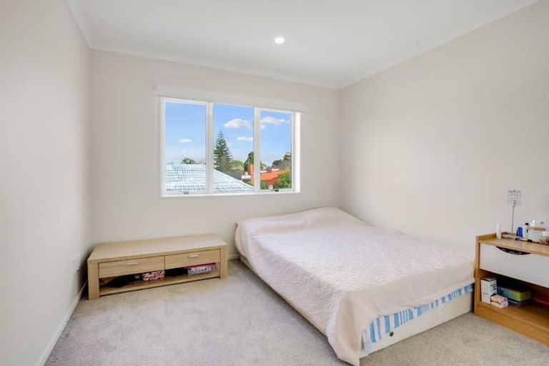 Photo of property in 17e Prictor Street, Papakura, 2110