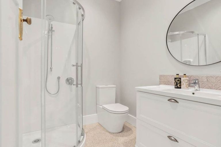 Photo of property in 40 Albert Street, Riverhead, 0820