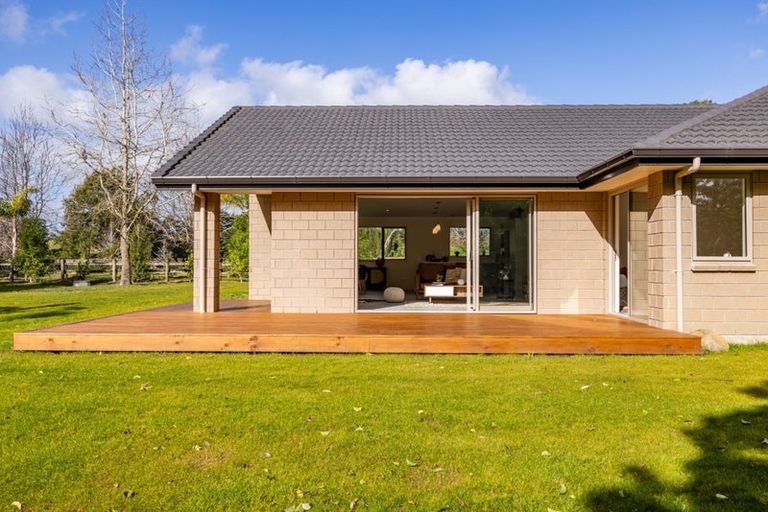 Photo of property in 11a Okura Drive, Kerikeri, 0230