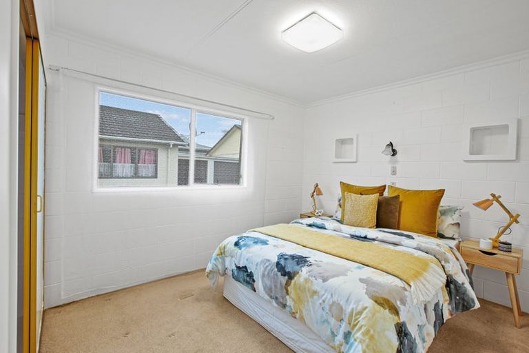 Photo of property in 12a Massey Street, Westown, New Plymouth, 4310