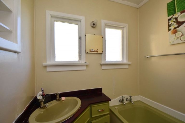 Photo of property in 19 Dipton Street, Kingswell, Invercargill, 9812