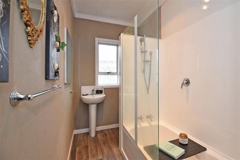 Photo of property in 73 Jenkin Street, Strathern, Invercargill, 9812